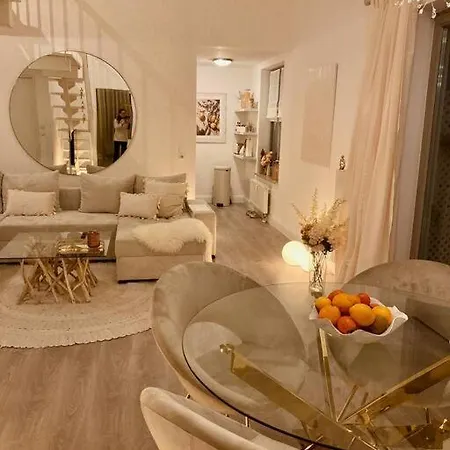 Apartment Amalfi - Stylish With Terrace