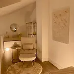 Amalfi - Stylish With Terrace Schoenefeld