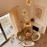 Amalfi - Stylish With Terrace * Schoenefeld