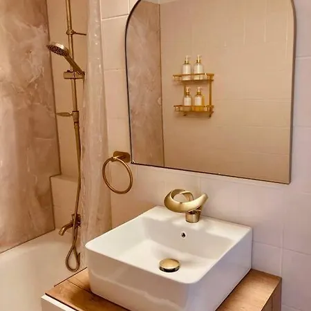 Апартаменты Amalfi - Stylish With Terrace