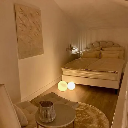 Amalfi - Stylish With Terrace Апартаменты