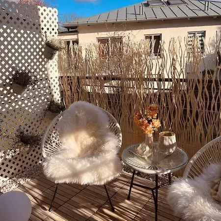 Amalfi - Stylish With Terrace * Schönefeld