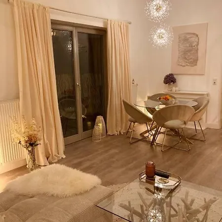 Апартаменты Amalfi - Stylish With Terrace