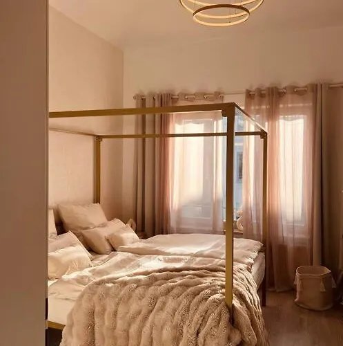 Amalfi - Stylish With Terrace Schönefeld